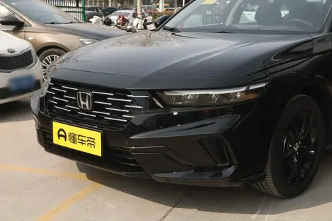 13万买B级车标杆？2025款雅阁260TURBO爆火真相