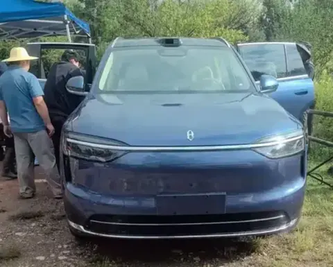 不给理想L6活路！新M7起步22.9万，综合续航干到1400公里