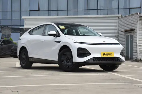 小鹏 G6 完整用车成本详解 保养 + 保险年检全攻略